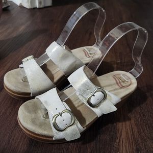 Dansko double buckled slip-on Sandals sz 37 US sz 6.5 to 7